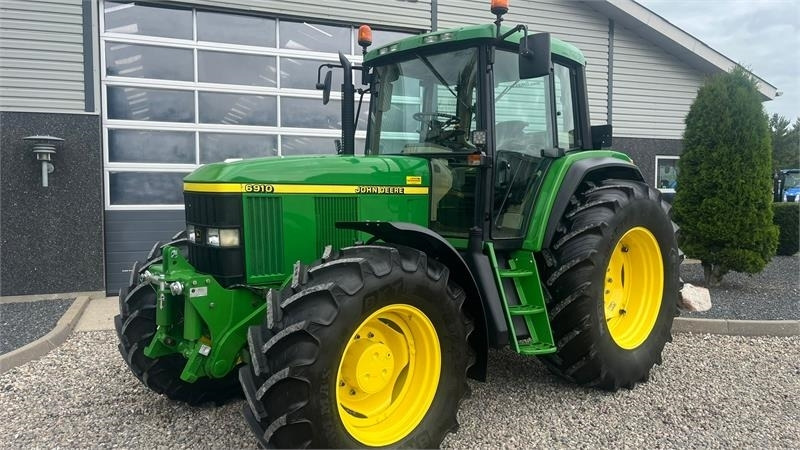 John Deere 6910 TLS, AutoQurd, Hjørnestops computer og frontl - Traktorius: foto 2 John Deere 6910 TLS, AutoQurd, Hjørnestops computer og frontl - Traktorius: foto 2