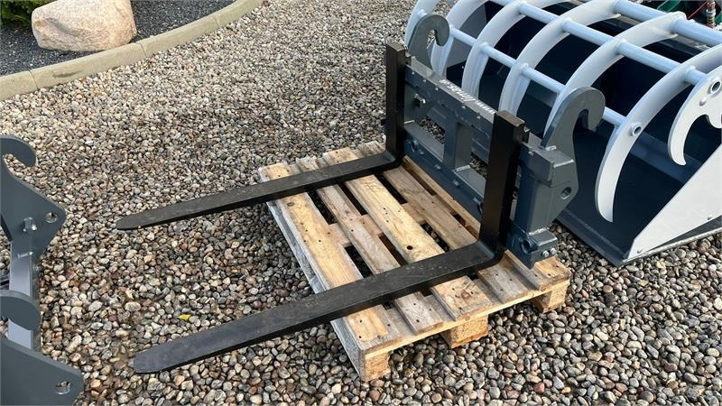 Kramer KL25.5T JULE/NYTÅRSTILBUD med Teleskoparm, så den - Teleskopinis ratinis krautuvas: foto 3 Kramer KL25.5T JULE/NYTÅRSTILBUD med Teleskoparm, så den - Teleskopinis ratinis krautuvas: foto 3