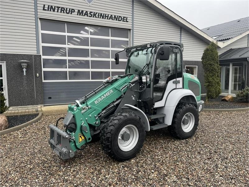 Kramer KL25.5T med teleskoparm, så den har stor rækkevidd - Teleskopinis krautuvas: foto 2 Kramer KL25.5T med teleskoparm, så den har stor rækkevidd - Teleskopinis krautuvas: foto 2