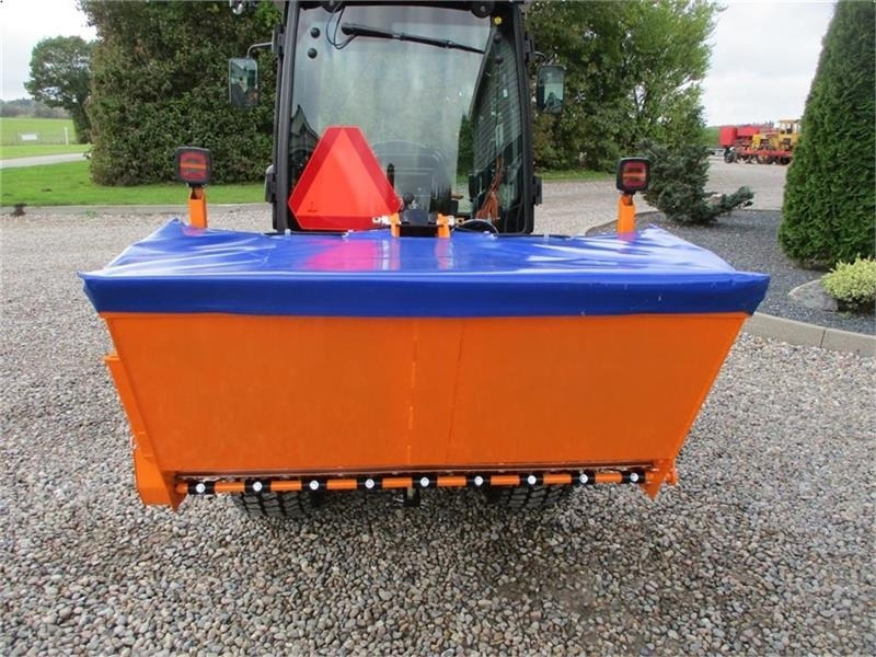 Limas SSP160 Selvlæssende og med lys - Smėlio/ Druskos barstytuvas - Komunalinė/ Specializuota technika: foto 5 Limas SSP160 Selvlæssende og med lys - Smėlio/ Druskos barstytuvas - Komunalinė/ Specializuota technika: foto 5