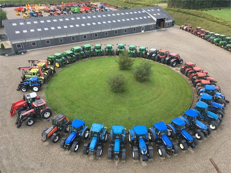 Massey Ferguson 6480 Dyna 4 Med frontlift og frontlæsser - Traktorius: foto 2 Massey Ferguson 6480 Dyna 4 Med frontlift og frontlæsser - Traktorius: foto 2