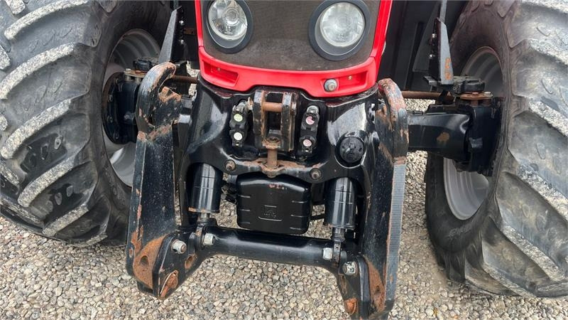 Massey Ferguson 6490 Dyna 6 med frontlift - Traktorius: foto 4 Massey Ferguson 6490 Dyna 6 med frontlift - Traktorius: foto 4