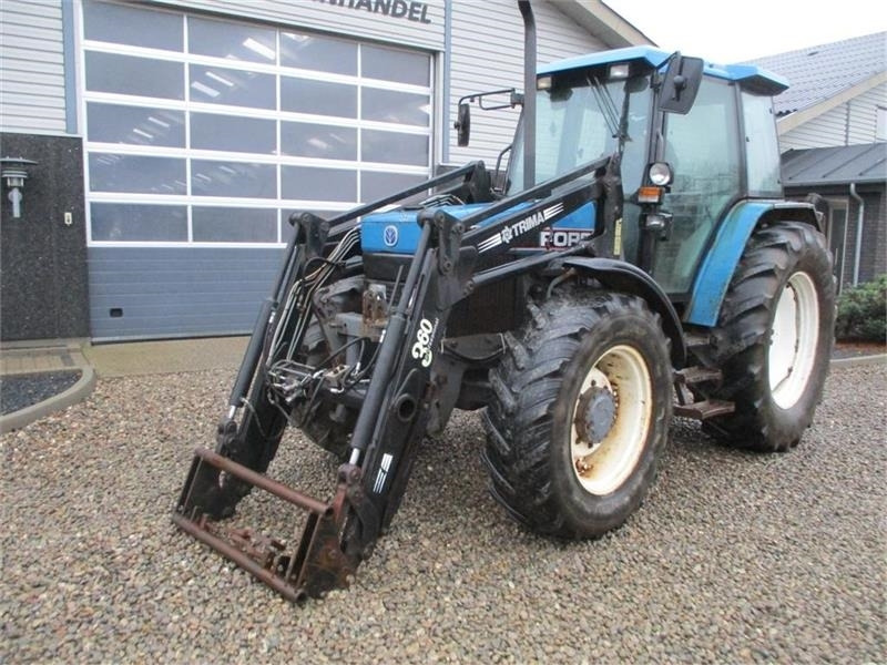Traktorius New Holland 7740 SLE Turbo Med frontlæsser og frontlift.: foto 12