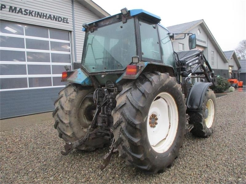 Traktorius New Holland 7740 SLE Turbo Med frontlæsser og frontlift.: foto 14