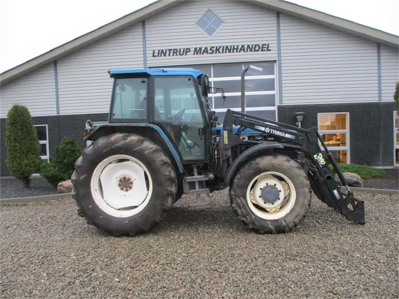 Traktorius New Holland 7740 SLE Turbo Med frontlæsser og frontlift.: foto 15