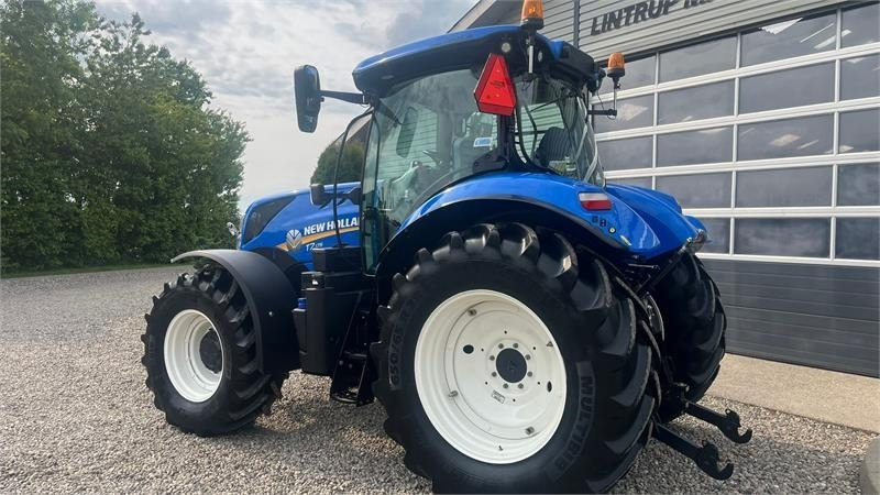 New Holland T7.175 RangeCommand med frontlift. Meget velholdt - Traktorius: foto 3 New Holland T7.175 RangeCommand med frontlift. Meget velholdt - Traktorius: foto 3