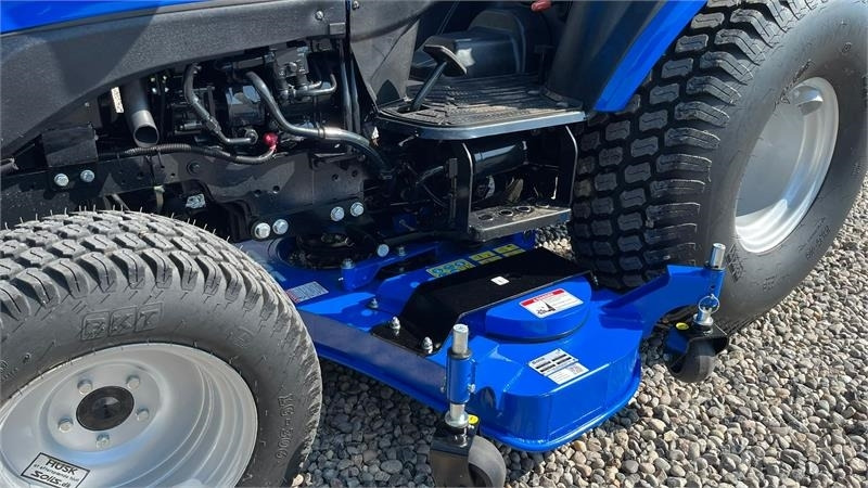 Komunalinis traktorius Solis 26 HST Hydrostat Turf hjul og klipperbord: foto 14