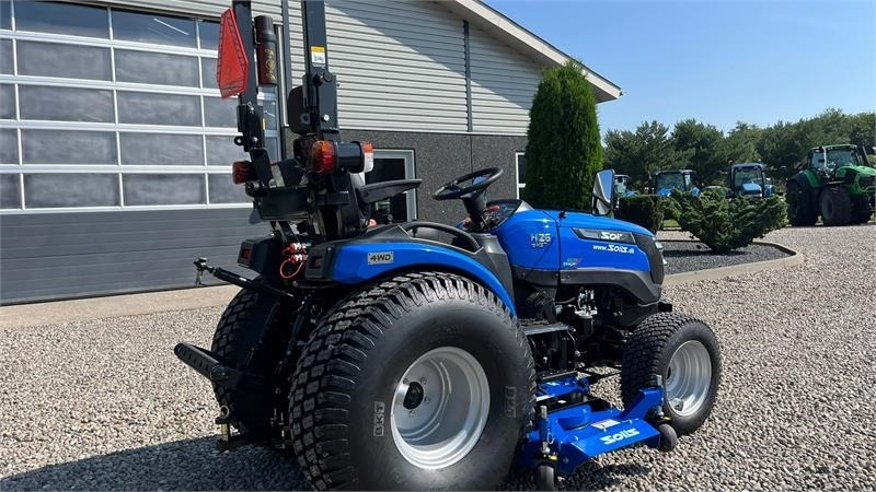 Komunalinis traktorius Solis 26 HST Hydrostat Turf hjul og klipperbord: foto 8