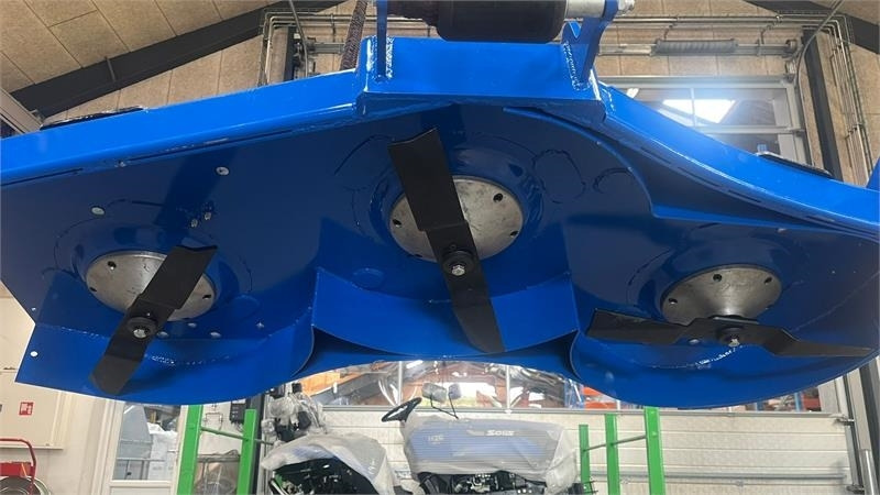 Komunalinis traktorius Solis 26 HST Hydrostat Turf hjul og klipperbord: foto 19