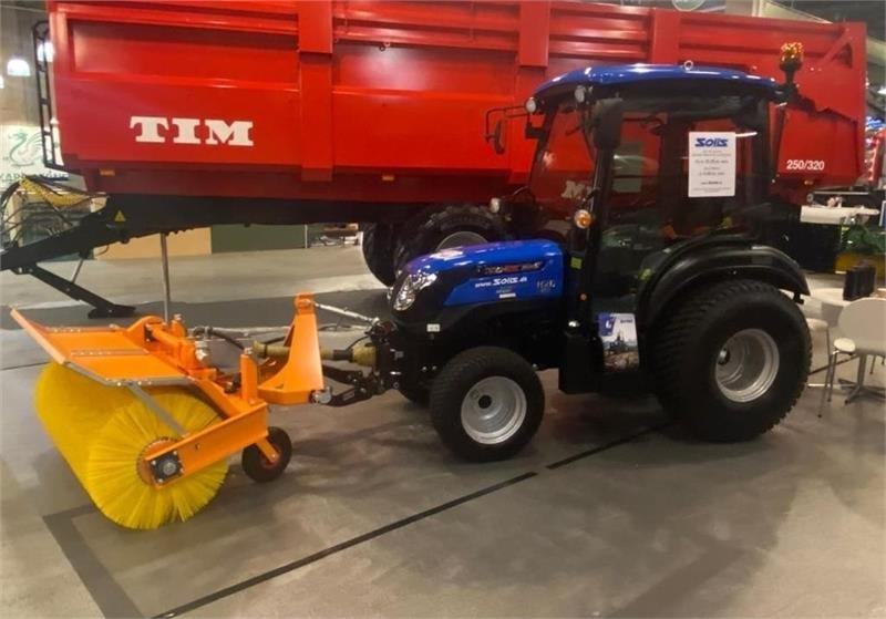 Solis H26 HST SnowEdition med Thyregod TK 1600 kost på - Traktorius: foto 1 Solis H26 HST SnowEdition med Thyregod TK 1600 kost på - Traktorius: foto 1