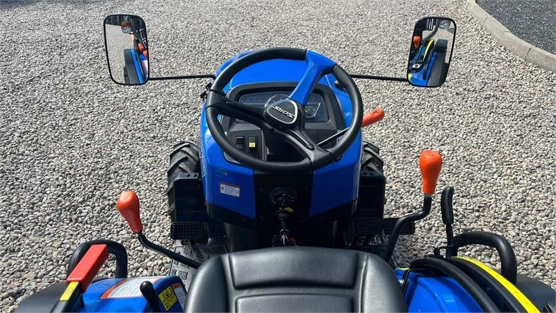 Solis S26 6+2 Gearmaskine med Servostyring og brede trak - Komunalinis traktorius: foto 5 Solis S26 6+2 Gearmaskine med Servostyring og brede trak - Komunalinis traktorius: foto 5