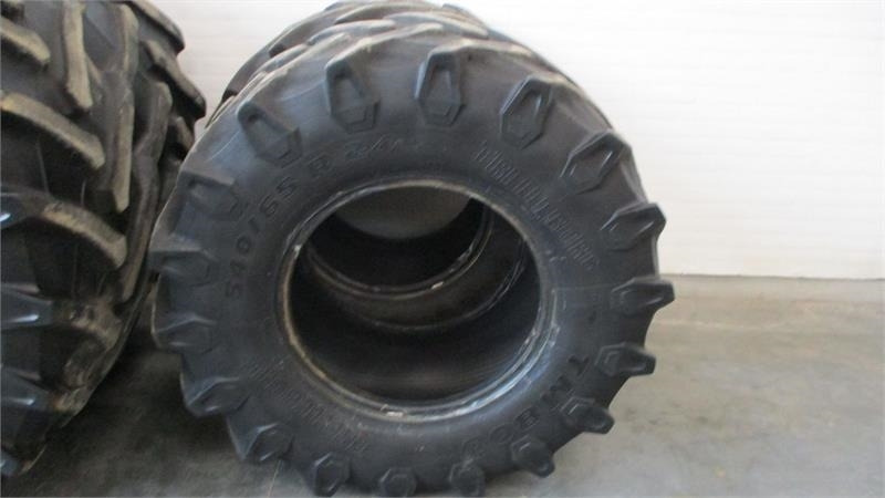 Trelleborg 540/65R24 - Padanga - Traktorius: foto 1 Trelleborg 540/65R24 - Padanga - Traktorius: foto 1