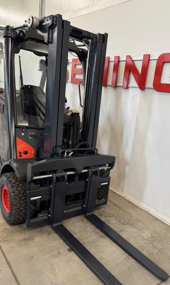 Linde 10768 H20T-02/600 - Dujinis krautuvas: foto 4 Linde 10768 H20T-02/600 - Dujinis krautuvas: foto 4