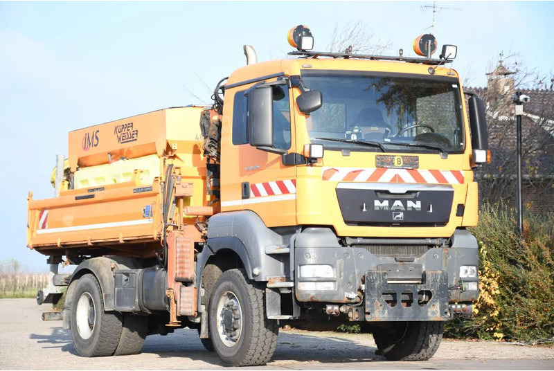 MAN TGS 18.320 4x4!! KRAN/!!!WINTERDIENST/DREISEITENKIPPER!!KOMMUNAL/KLIMA!! - Savivartis sunkvežimis, Sunkvežimis su kranu: foto 2 MAN TGS 18.320 4x4!! KRAN/!!!WINTERDIENST/DREISEITENKIPPER!!KOMMUNAL/KLIMA!! - Savivartis sunkvežimis, Sunkvežimis su kranu: foto 2