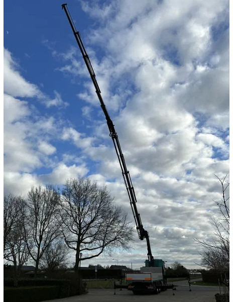 Sunkvežimis su kranu Mercedes-Benz Arocs 8x4 FASSI 82TM!!JIB/LIER/WINCH!!2022!!EURO6!!FULL OPTIONS!!SPECIAL!!lLIKE NEW: foto 9