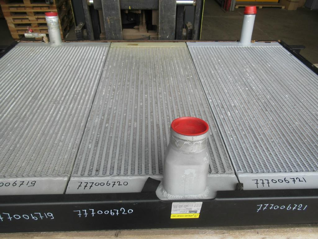 Bomag BC572RB - - Tarpinis aušintuvas - Statybinė technika: foto 1 Bomag BC572RB - - Tarpinis aušintuvas - Statybinė technika: foto 1