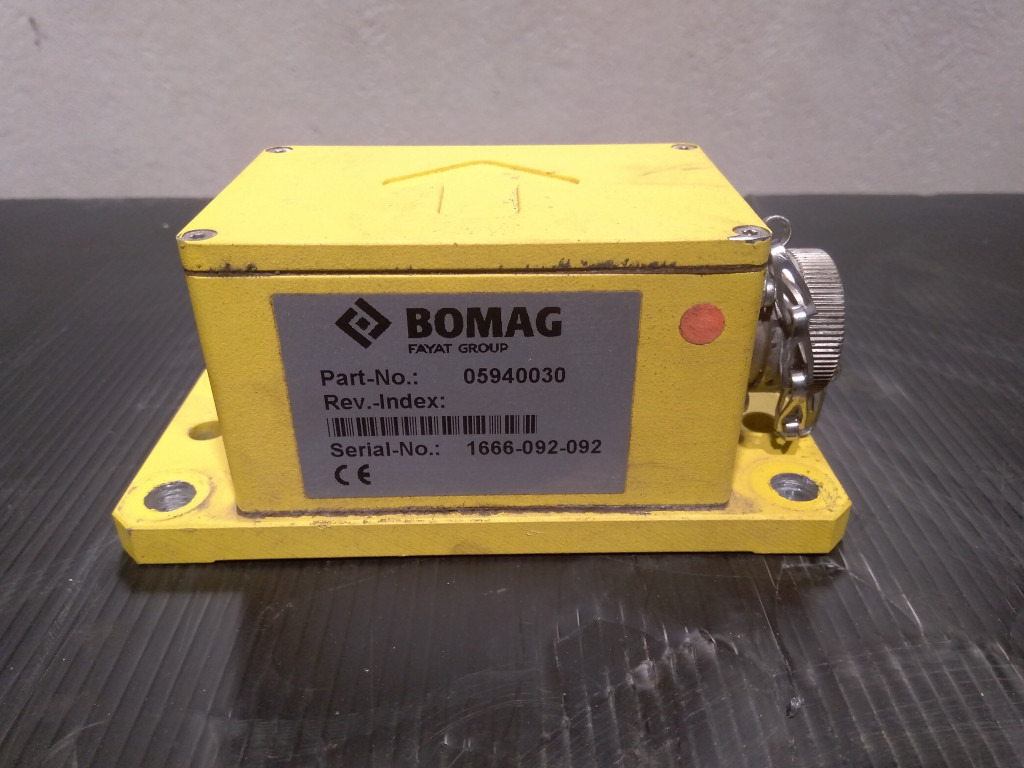 Bomag BM2000-75 - - Jutiklis - Asfalto freza: foto 2 Bomag BM2000-75 - - Jutiklis - Asfalto freza: foto 2