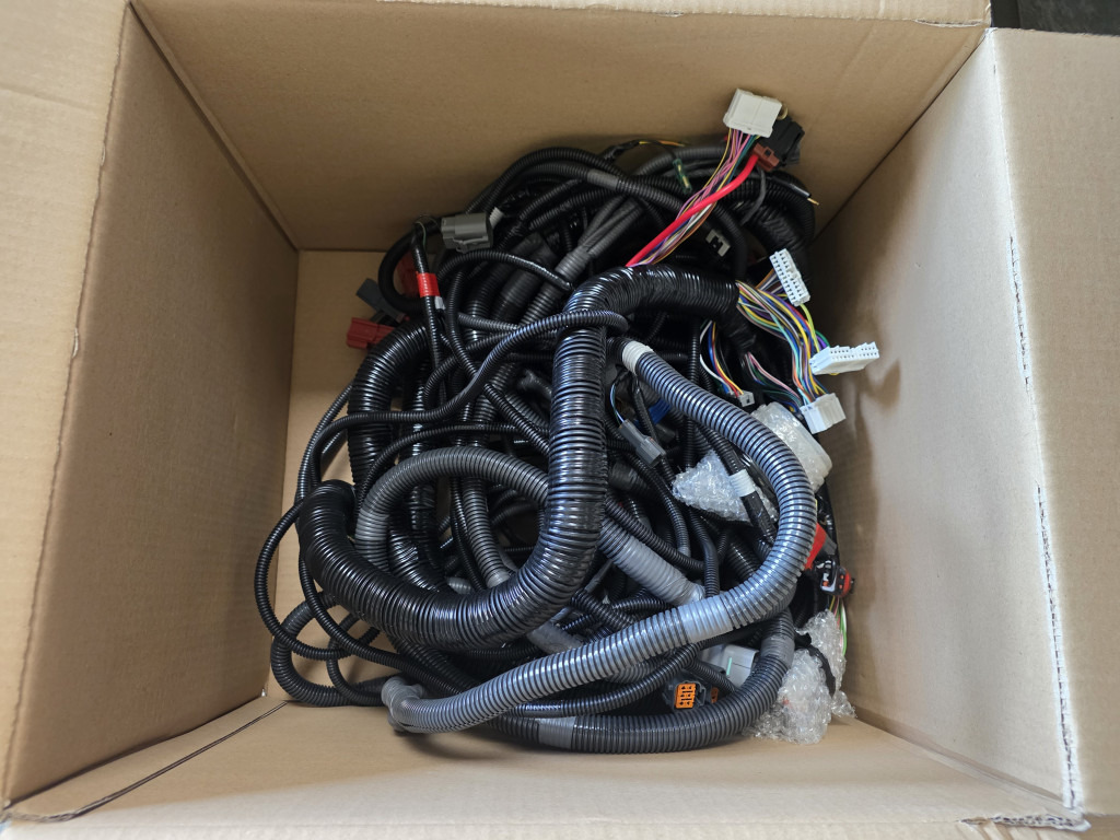 Case KTR12460 - Kabeliai/ Laidai - Statybinė technika: foto 2 Case KTR12460 - Kabeliai/ Laidai - Statybinė technika: foto 2