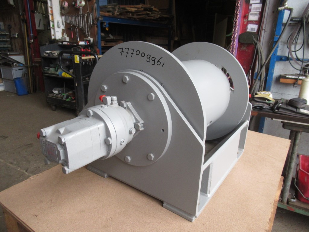 Emoe machine Fabr MC305H - - Auto gervė - Statybinė technika: foto 3 Emoe machine Fabr MC305H - - Auto gervė - Statybinė technika: foto 3
