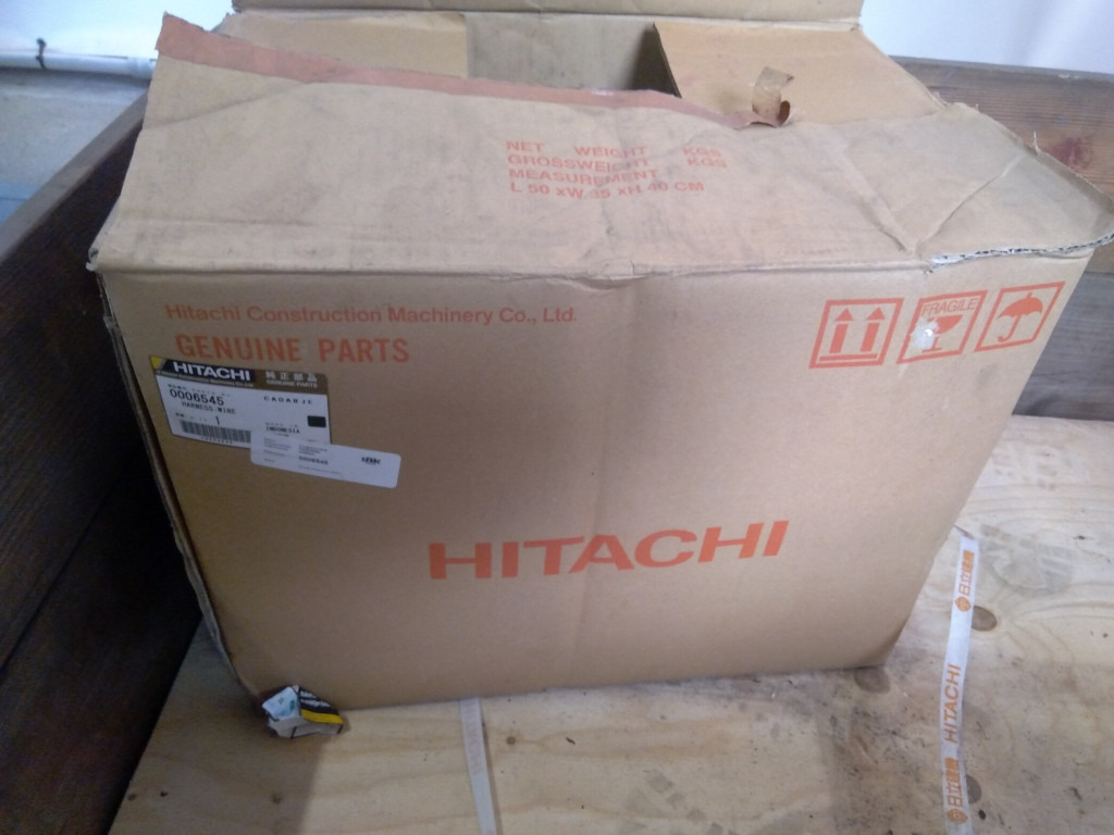 Hitachi 0006545 - Kabeliai/ Laidai - Statybinė technika: foto 2 Hitachi 0006545 - Kabeliai/ Laidai - Statybinė technika: foto 2