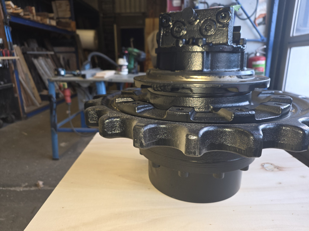 Hitachi YD60000921 - 4448342 - Šoninė pavara - Statybinė technika: foto 3 Hitachi YD60000921 - 4448342 - Šoninė pavara - Statybinė technika: foto 3