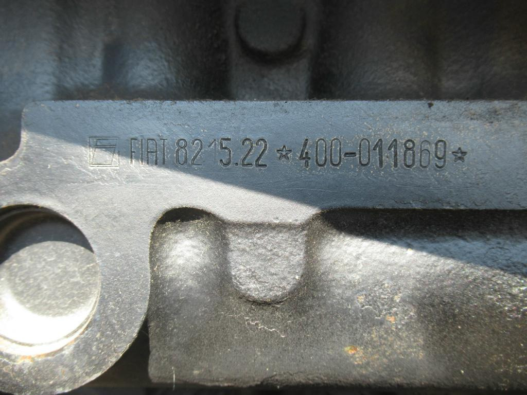 Iveco 8215.22*400 - - Variklis - Statybinė technika: foto 2 Iveco 8215.22*400 - - Variklis - Statybinė technika: foto 2