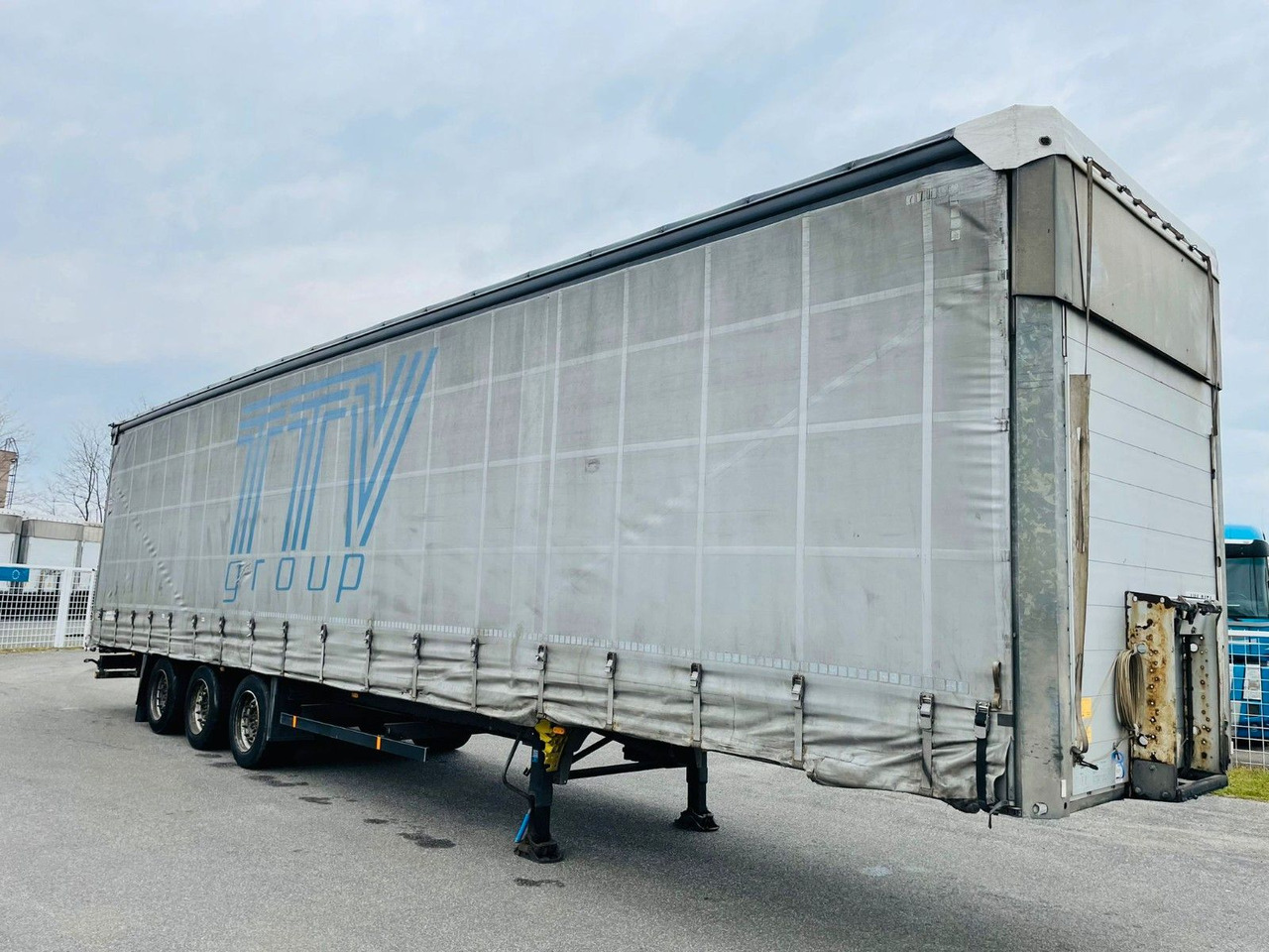 Schmitz Cargobull SCS 24/L flatbed - Tentinė puspriekabė: foto 2 Schmitz Cargobull SCS 24/L flatbed - Tentinė puspriekabė: foto 2