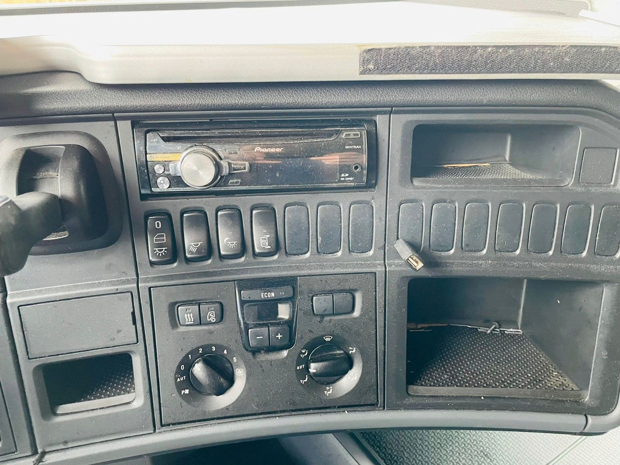 Vilkikas Scania R410 euro6 tractor unit: foto 12