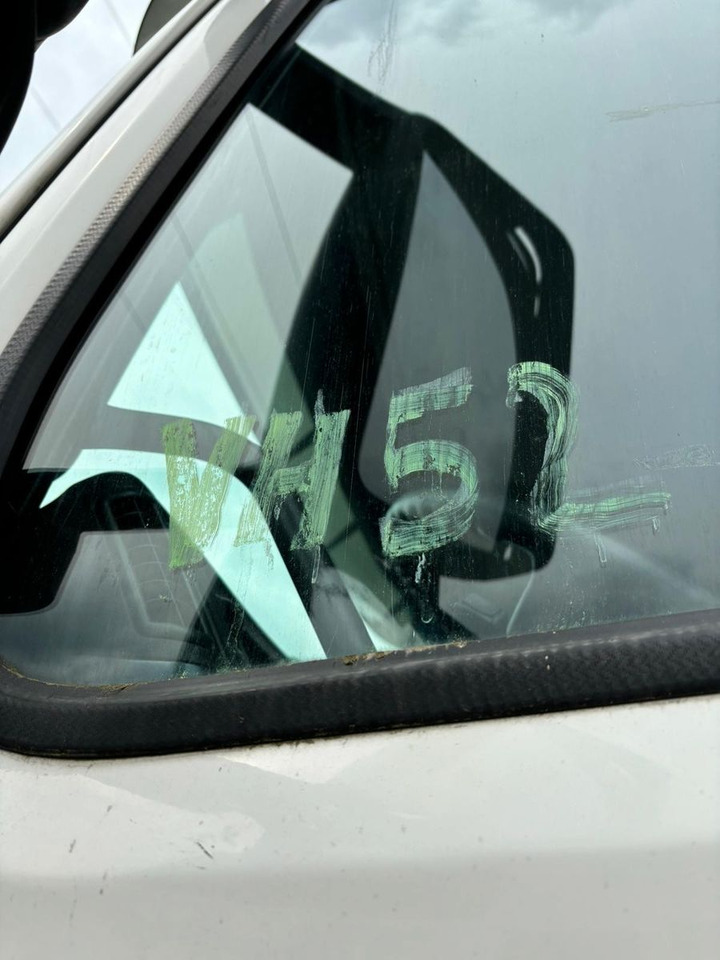 Volvo FH 420 EEV MEGA - Vilkikas: foto 5 Volvo FH 420 EEV MEGA - Vilkikas: foto 5