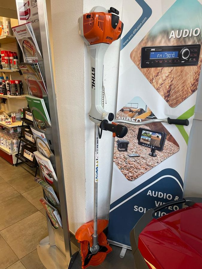 Stihl FS 360 mit Tragesystem - Lagernd - Technika sodui ir daržui: foto 1 Stihl FS 360 mit Tragesystem - Lagernd - Technika sodui ir daržui: foto 1