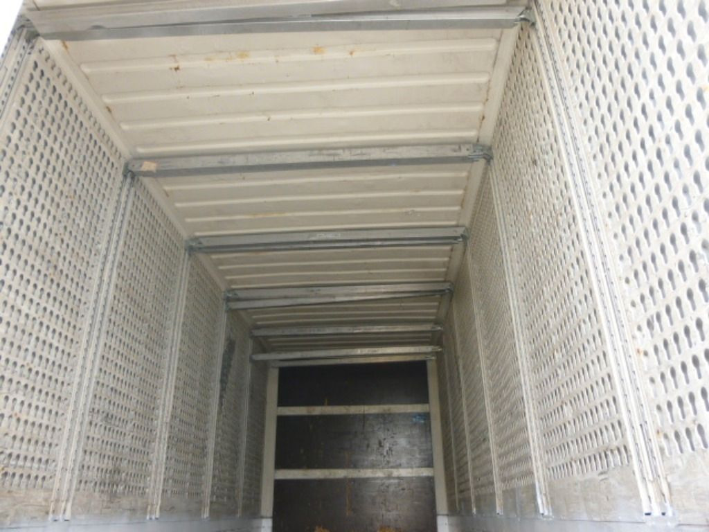 Krone Heck hohe Portaltüren Krone Heck hohe Portaltüren - Kėbulas - furgonas: foto 5 Krone Heck hohe Portaltüren Krone Heck hohe Portaltüren - Kėbulas - furgonas: foto 5