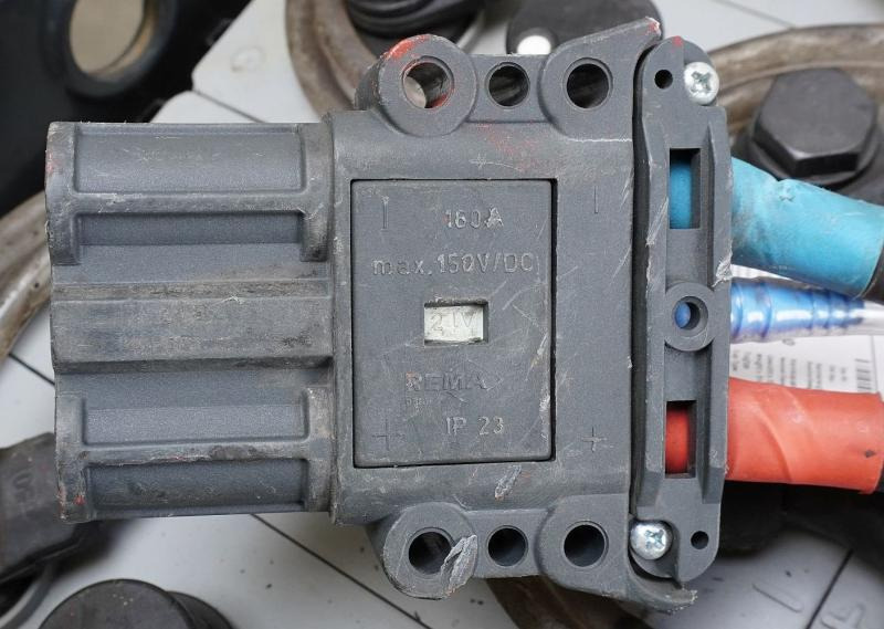 AIM 24 Volt 4 PzS 500 Ah - Akumuliatorius - Krovimo technika: foto 4 AIM 24 Volt 4 PzS 500 Ah - Akumuliatorius - Krovimo technika: foto 4