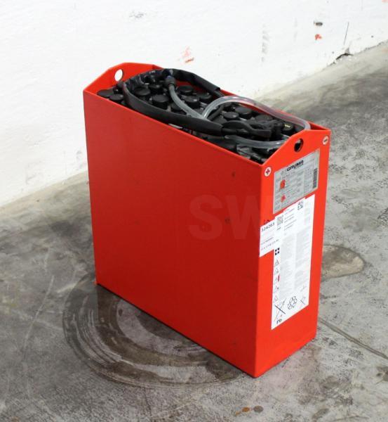 GRUMA 24 Volt 3 PzB 225 Ah - Akumuliatorius - Krovimo technika: foto 1 GRUMA 24 Volt 3 PzB 225 Ah - Akumuliatorius - Krovimo technika: foto 1