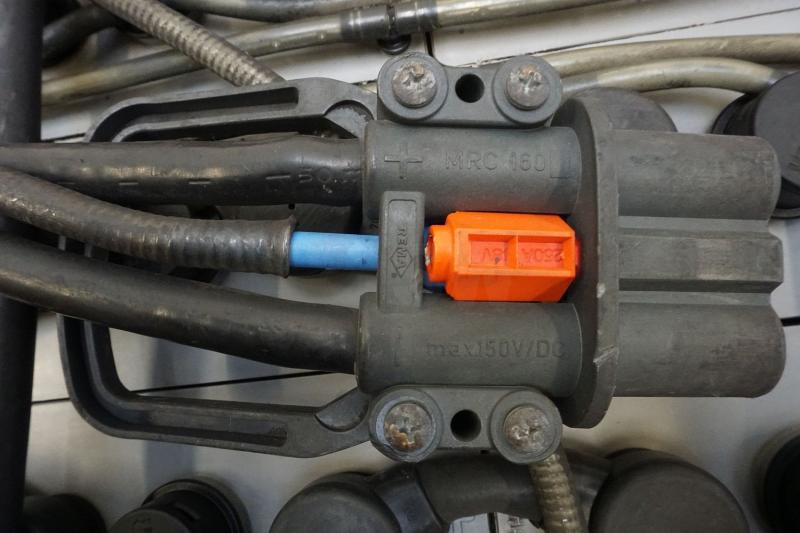 GRUMA 48 Volt 5 PzS 775 Ah - Akumuliatorius: foto 4 GRUMA 48 Volt 5 PzS 775 Ah - Akumuliatorius: foto 4