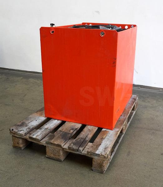 GRUMA 48 Volt 5 PzS 775 Ah - Akumuliatorius - Krovimo technika: foto 2 GRUMA 48 Volt 5 PzS 775 Ah - Akumuliatorius - Krovimo technika: foto 2