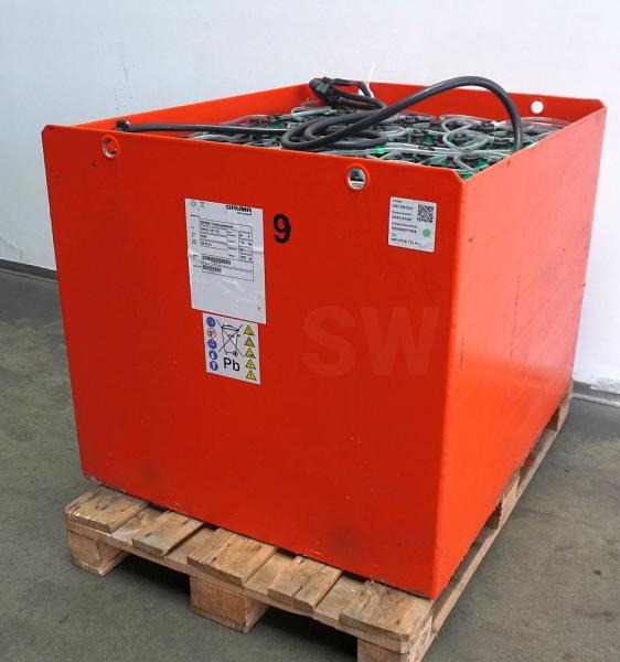 GRUMA 80 Volt 5 PzS 775 Ah - Akumuliatorius: foto 1 GRUMA 80 Volt 5 PzS 775 Ah - Akumuliatorius: foto 1