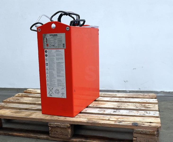 HAWKER 24 Volt 3 PzB 225 Ah - Akumuliatorius - Krovimo technika: foto 2 HAWKER 24 Volt 3 PzB 225 Ah - Akumuliatorius - Krovimo technika: foto 2