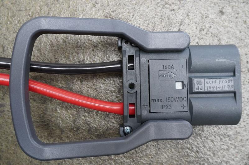 INDUSTRIE AUTOMATION Powertron HE E 24V / 65A - Akumuliatorius: foto 4 INDUSTRIE AUTOMATION Powertron HE E 24V / 65A - Akumuliatorius: foto 4