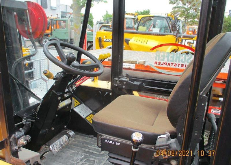 Jcb 940-4 - Krautuvas-visureigis: foto 3 Jcb 940-4 - Krautuvas-visureigis: foto 3