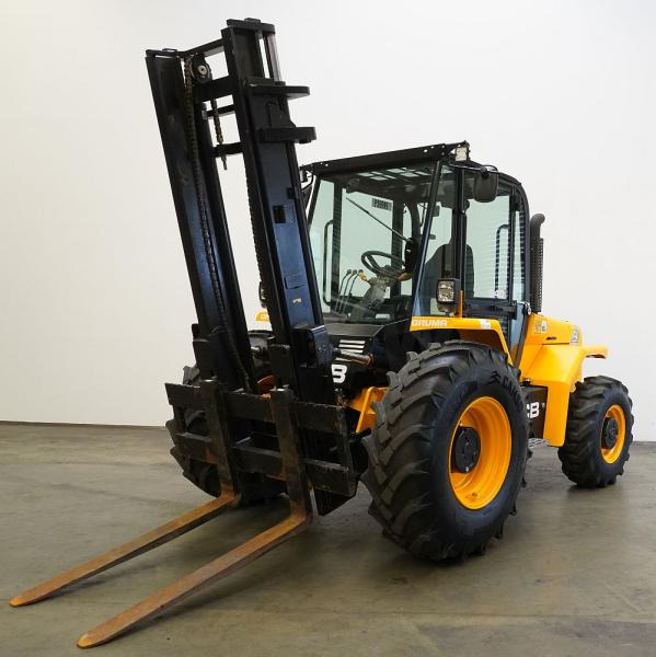 Jcb 940-4 - Krautuvas-visureigis: foto 1 Jcb 940-4 - Krautuvas-visureigis: foto 1