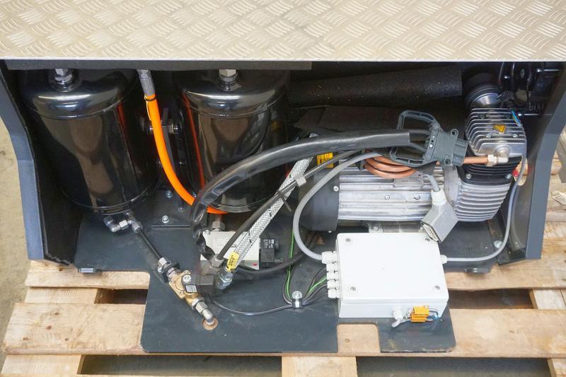 LINDE Kompressor für Druckluftbremsanlage Linde P 80 - Kompresorius - Elektrinis vilkikas: foto 2 LINDE Kompressor für Druckluftbremsanlage Linde P 80 - Kompresorius - Elektrinis vilkikas: foto 2