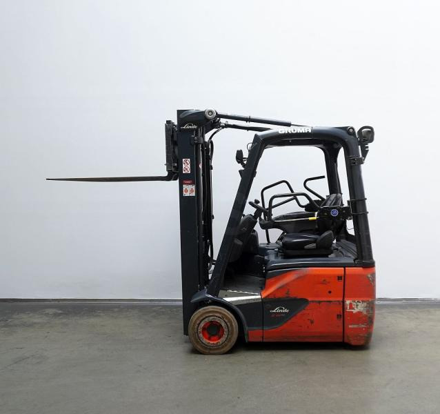 Linde E 14 EVO 386-02 - Elektrinis krautuvas: foto 4 Linde E 14 EVO 386-02 - Elektrinis krautuvas: foto 4