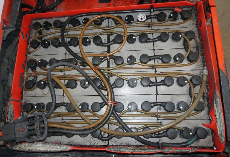 Linde E 16 EVO 386-02 - Elektrinis krautuvas: foto 5 Linde E 16 EVO 386-02 - Elektrinis krautuvas: foto 5