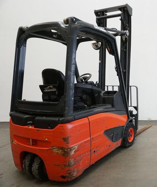 Linde E 16 EVO 386-02 - Elektrinis krautuvas: foto 2 Linde E 16 EVO 386-02 - Elektrinis krautuvas: foto 2