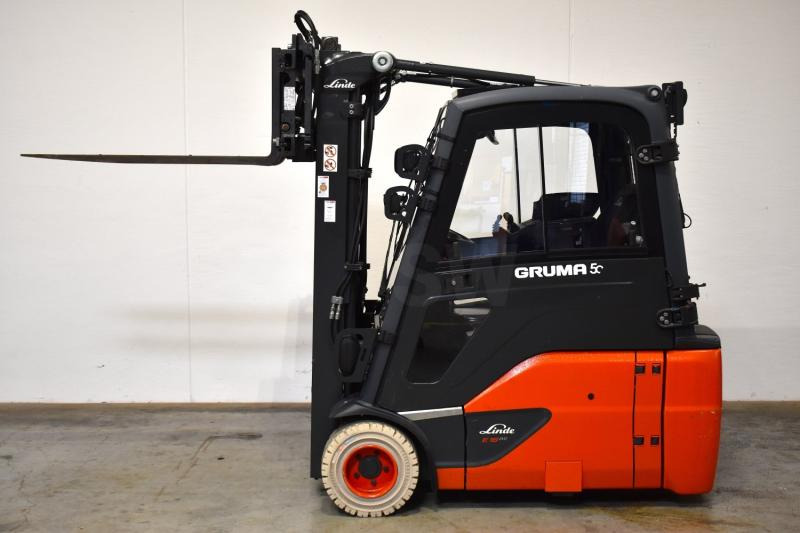 Linde E 18 L EVO 386-02 - Elektrinis krautuvas: foto 4 Linde E 18 L EVO 386-02 - Elektrinis krautuvas: foto 4