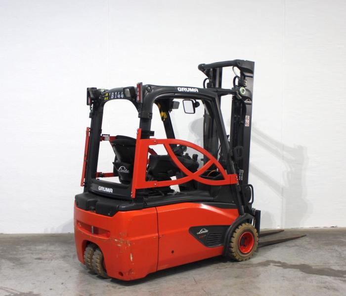 Linde E 18 L EVO 386-02 - Elektrinis krautuvas: foto 3 Linde E 18 L EVO 386-02 - Elektrinis krautuvas: foto 3