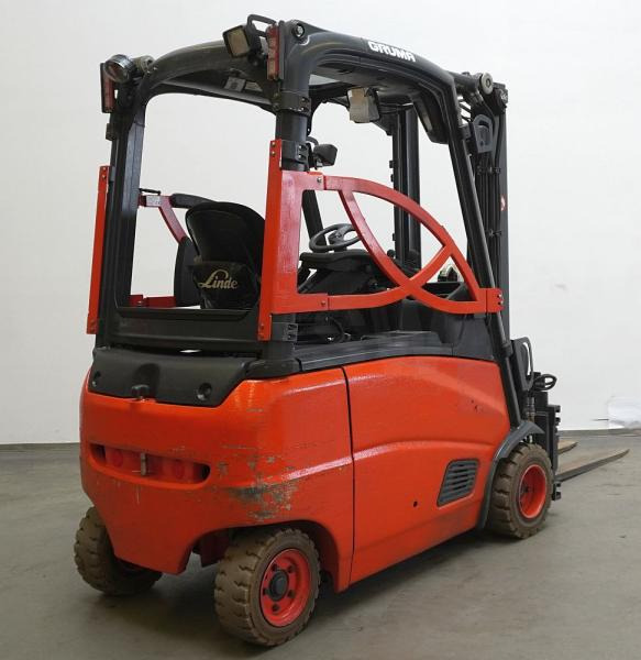 Linde E 18 PH 386 - Elektrinis krautuvas: foto 2 Linde E 18 PH 386 - Elektrinis krautuvas: foto 2