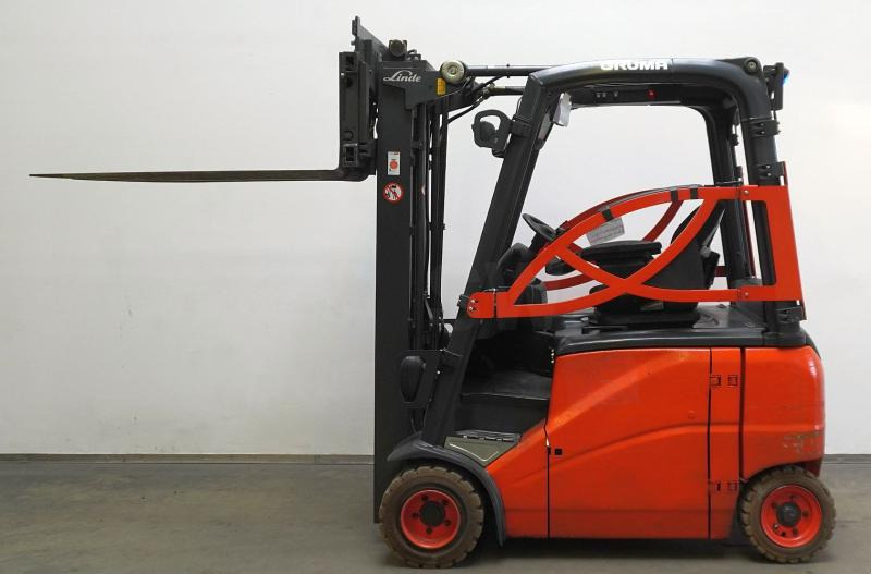 Linde E 18 PH 386 - Elektrinis krautuvas: foto 4 Linde E 18 PH 386 - Elektrinis krautuvas: foto 4