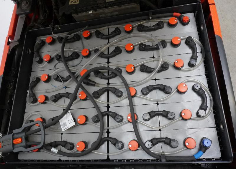 Linde E 20 PH EVO 386-02 - Elektrinis krautuvas: foto 5 Linde E 20 PH EVO 386-02 - Elektrinis krautuvas: foto 5