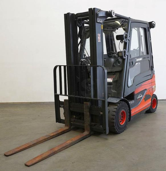 Linde E 25 387 - Elektrinis krautuvas: foto 1 Linde E 25 387 - Elektrinis krautuvas: foto 1